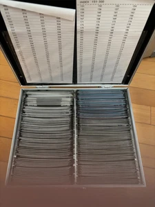 DJ CD DVD ALUMINIUM CARRY CASE STORAGE BOX WITH KEYS NO SLEEVES INCLUDED - Picture 1 of 10