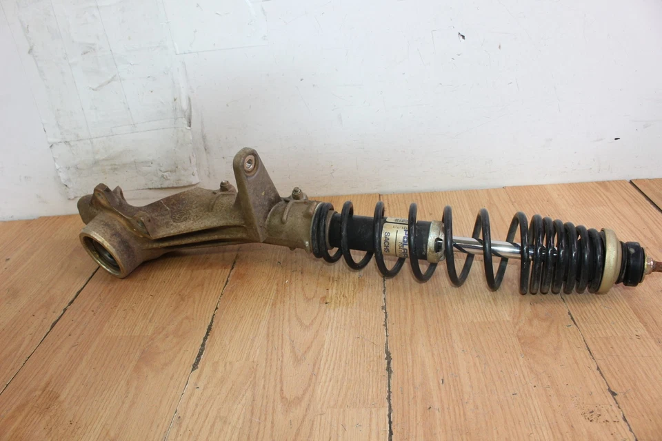 Polaris Sportsman 500 X2 EFI 2007 amortiguador delantero derecho puntal Foto 1 de 4