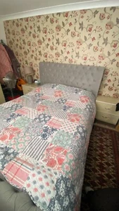 Dunelm king size bed for sale. Used for hardly 1 year, excellent condition - Picture 1 of 6