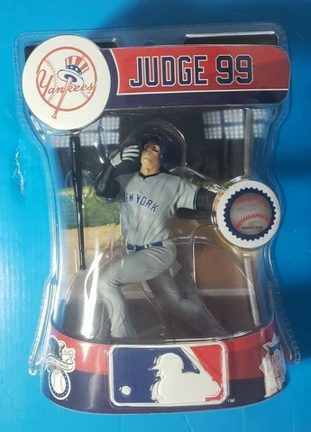 AARON JUDGE - IMPORT DRAGONS FIGURE - NEW YORK YANKEES Cover