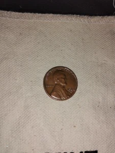 *Rare* 1964 d Lincoln penny L liberty on edge error - Picture 1 of 2