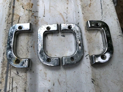 Mercedes Benz 240D 1983 pestillo de puerta interior/tapeador juego completo Foto 1 de 4