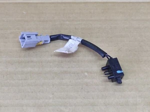 Interruptor de pedal de embrague Peugeot 208 2014 original 9652843480 - Imagen 1 de 3