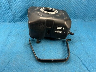 Depósito de tanque Ram R2500 R3500 6,7 L Cummins diésel DEF con correa 2013-2015 OEM Foto 1 de 4