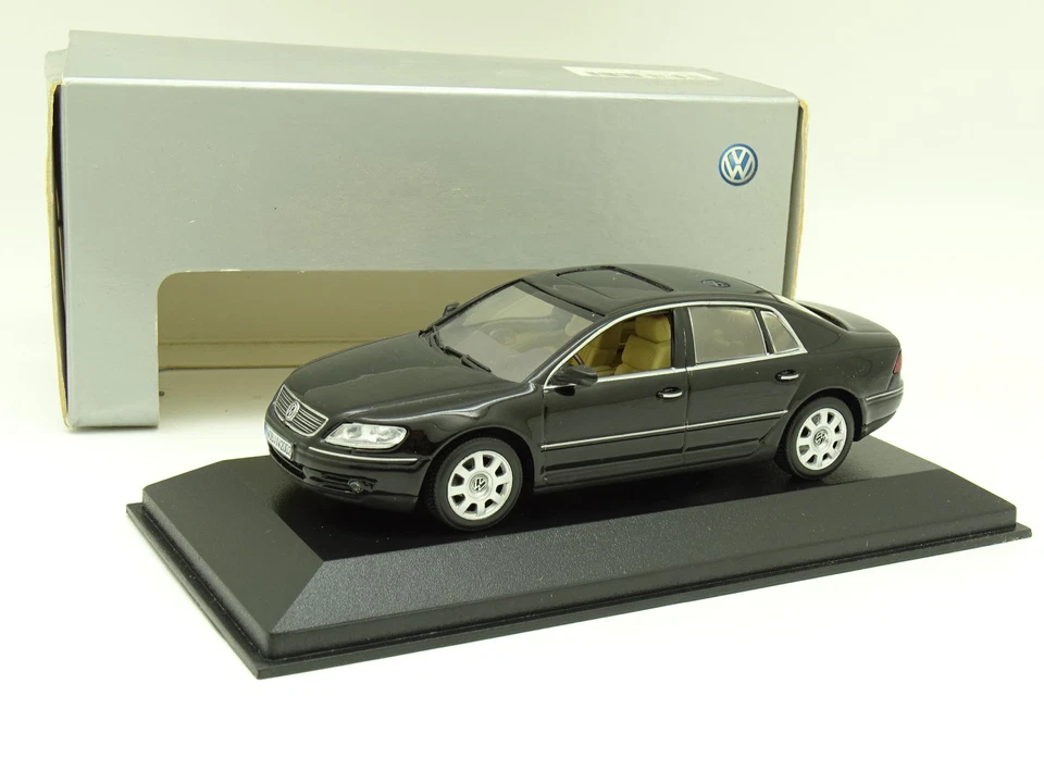 Minichamps 1/43 - VW Phaeton 2002 Nera - Immagine 1 di 1