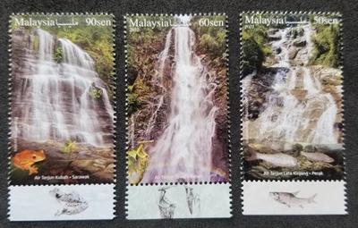 Cachoeira da Malásia 2022 Jarro Planta Sapo Peixe Fauna Natureza (margem de selo) MNH - Imagem 1 de 4