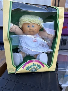 1985 Cabbage Patch Kids: Tara Brittany - Bild 1 von 15