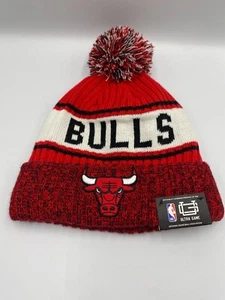 Chicago Bulls Basketball NBA Knitted Fleece Lined Pom-Pom Hat Cap Red - Picture 1 of 2