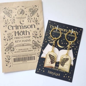 FairyLoot Purpurrote Motte Freundschaft Schlüsselanhänger von Layla Ashtar-Schrein - Bild 1 von 7