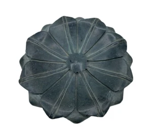 Passage Home Collection Kerzenhalter grün Keramik Blumenblatt Stumpen - Bild 1 von 10