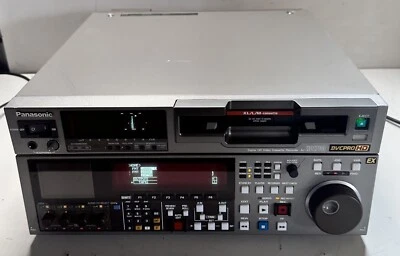 Panasonic AJ-HD1700 DVCPRO HD Recorder Studiorecorder - Bild 1 von 4