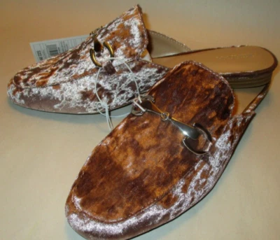 NUEVO Merona Kona Mujer 8.5 Rubor Terciopelo Mordida de Caballo Decoración Tobogán Cómodas Mulas Foto 1 de 4