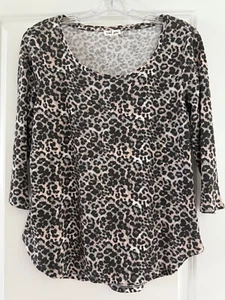 EUC Tribal Jeans Leopard Animal Print Top 3/4 Sleeve Small - Picture 1 of 4