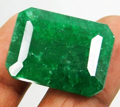 Certified 45.70 Ct Natural Colombian Green Emerald - Loose Emerald Cut Gemstone - Image 1 of 4