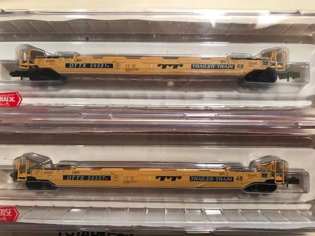 Roundhouse N scale TWO 48' Husky Stack well cars #8471 Trailer Train rapido NOS - Image 1 of 4