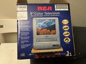 RCA 9" Color TV/VCR Combo VHS Retro TV (AC/DC) T09085 - Picture 1 of 9