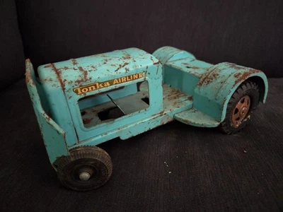 '60s Tonka Airlines  Luggage Tug - Image 1 of 4