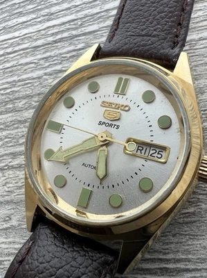 vintage Seiko 5 automatic watch 6309-5820 - Image 1 of 4