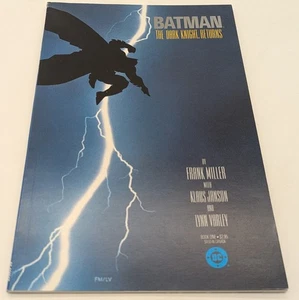 Batman The Dark Knight Returns Book One 2nd Printing - Picture 1 of 7