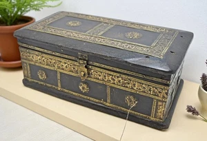 Vintage Wooden Storage Chest Box Original Old Hand Crafted Brass Fitted - Picture 1 of 7