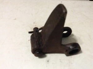 UA875 - A New Chain Link For A McCormick No. 1-PR, 2-PR, 2-M, 2-ME Corn Pickers - Picture 1 of 4