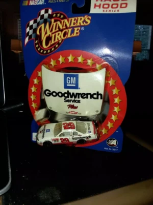 2001 Kevin Harvick Winners Circle Race Hood Series Nascar Unopened 1/64    DV9 - Image 1 of 4