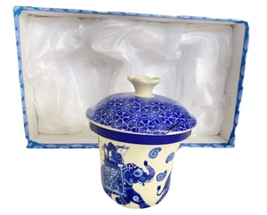 Blue & White Collection By Michelle Grayson Glass Cup Elephant Tea Strainer Set - Picture 1 of 7