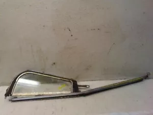 Vidrio de ventilación delantera izquierda para conductores Buick Lesabre 1960 sedán de 2 puertas - Imagen 1 de 12