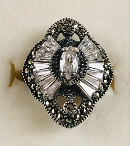TH 925 Sterling Silver Marcasite & Baguette Emerald Cut Rhinestone Ring 5.75 - Picture 1 of 6
