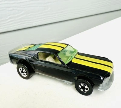 Hot Wheels 1982 Speed Machines Mustang Stocker Black w Yellow Stripes - Image 1 of 4