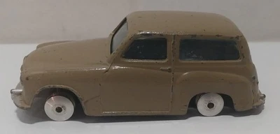 Hillman Husky 1956 vintage Corgi #206 en muy buena condición necesita neumáticos Foto 1 de 4