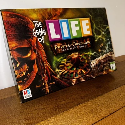 Piratas del Caribe El Juego de la Vida 2006 Milton Bradley Foto 1 de 4