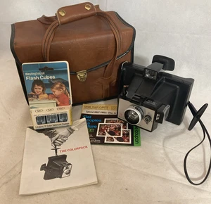 Vintage Colorpack Polaroid Land Camera Bundle CLEAN TESTED WORKS - Picture 1 of 20