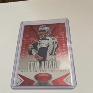 Tom Brady 2014 Certified Red Camouflage Parallel #57 New England Patriots HOF - Bild 1 von 4