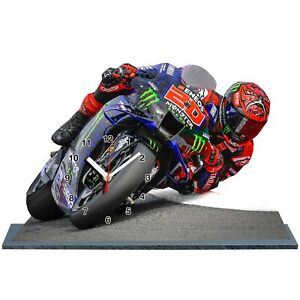 Fabio Quartararo, Champion Moto GP 2021, Yamaha with clock 11,8x 7,8 inches, 06