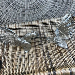 Vintage Silver Colored Brass Fighting Chickens From Italy 8” - Bild 1 von 22