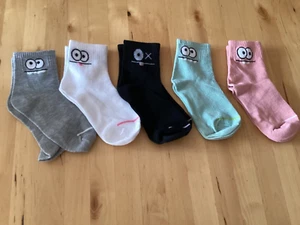 BNIB New 5 Pairs Funny Face Ankle Socks - Cotton Blend - Adult One Size - Picture 1 of 5