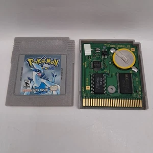 Pokemon: Versione Argento (Nintendo Game Boy, 1999) Autentico Nuovo Salva Batteria VG - Foto 1 di 12