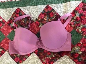Reggiseno donna DAISY FUENTES 40C malva ferretto modellato coppa intera 0379 - Foto 1 di 4