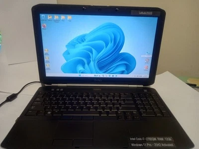 Dell Latitude E5520/15.6"/i7-2760QM@2.4Ghz/W11P/12Gb 512Gb SSD/USB/WiFi/Bt/Compt - Image 1 of 4