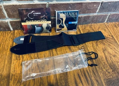 LOTE DE paquete de guitarra Yamaha - cuerdas populares calibre de luz 80/20 FG12 y DVD de inicio rápido Foto 1 de 4