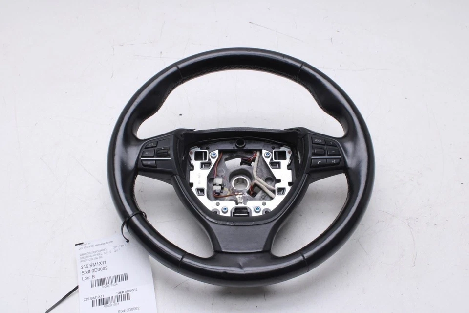2010-2015 BMW 750Li xDrive 4.4L AWD Steering Wheel Leather w/ Control Buttons - Image 1 of 4
