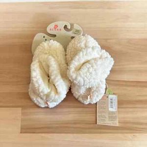 Acorn tots Unisex Little Kids Baby 18-24 Cream Popcorn Baby Booties Slippers NEW - Picture 1 of 7