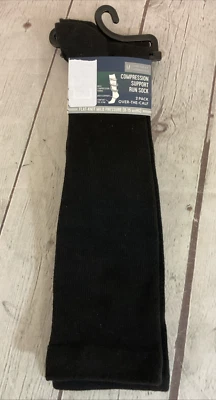 Unbranded Mild Compression Arch Support Over-the-Calf Run Socks Black Medium - Image 1 of 4