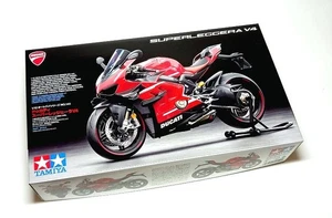 TAMIYA Motorcycle Model 1/12 Ducati Superleggera V4 14140 - Picture 1 of 3