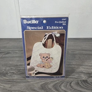 Bucilla Pre Quilted Bib Cross Stitch Special Edition Bear Baby N Toy 1992 Vintage - Bild 1 von 5