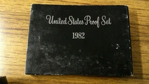 1982 - United States Mint Proof Set - Picture 1 of 5