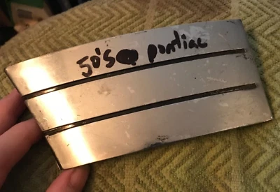 Pontiac Catalina Chieftain 1951 1952 guardabarros delantero rejilla esquina moldura Foto 1 de 4