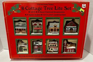 Vintage CHRISTMAS TOWN - 8-COTTAGE TREE LITE SET - Picture 1 of 13