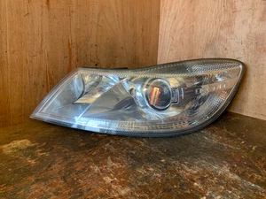 Skoda Octavia Headlight Passenger Left N/S Xenon 2009-2012 Mk2 FL 1Z2941015G - Picture 1 of 14